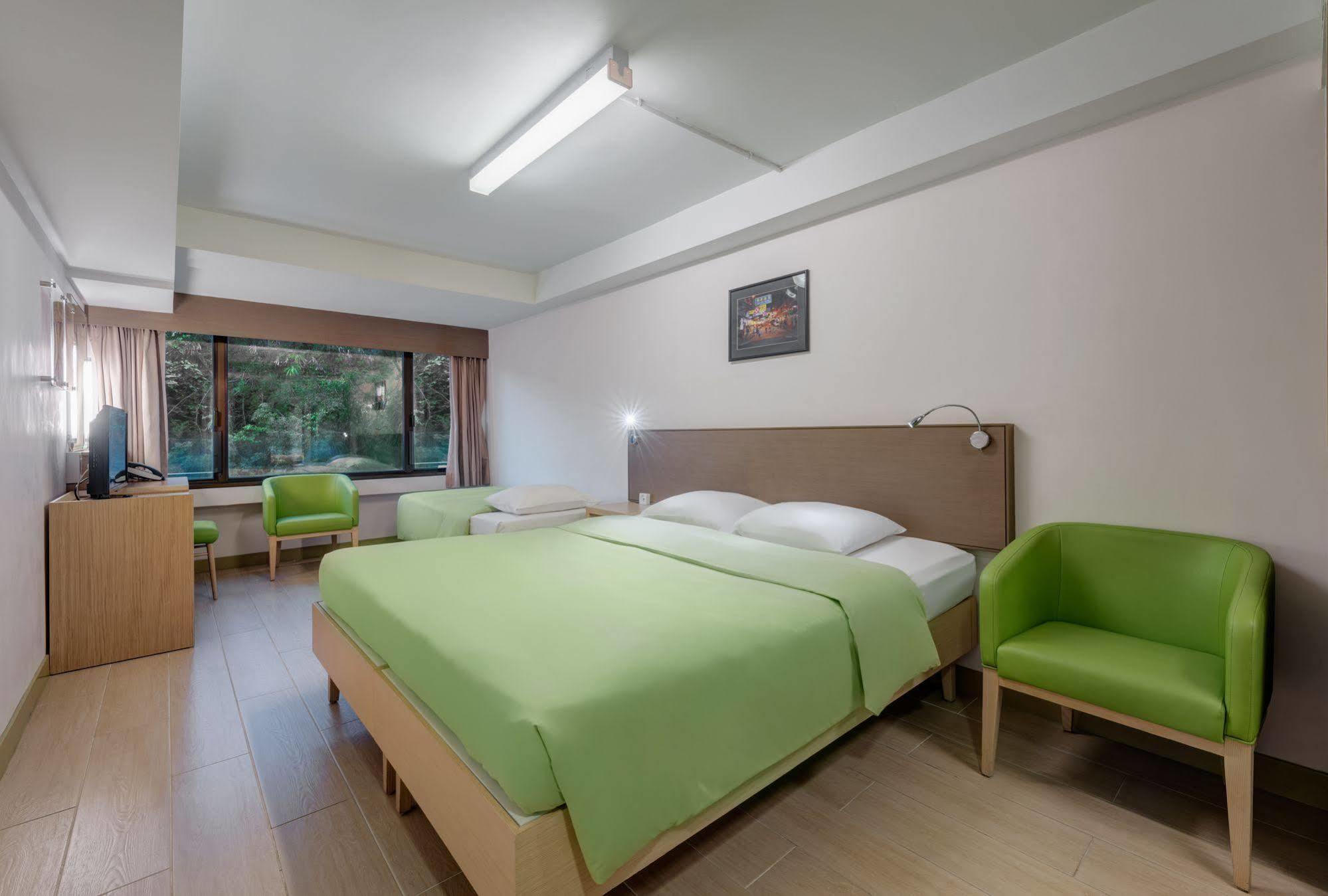 Yha Mei Ho House Youth Hostel Хонконг Екстериор снимка